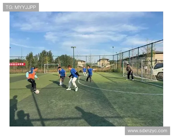 足球明星在绿茵场上的辉煌时刻与难忘瞬间回顾